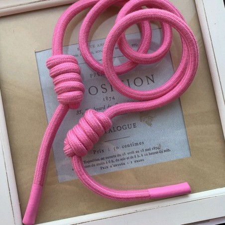 Шнурки объемные с декоративными узлами и прорезиненными наконечниками