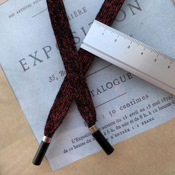 Шнурок трикотажный тёмно-красный с люрексом