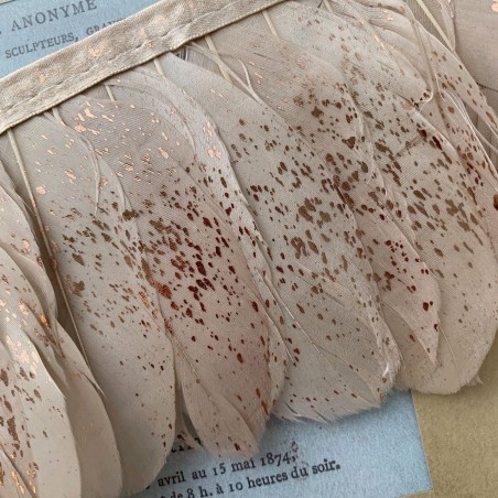 Перья натуральные на атласной основе