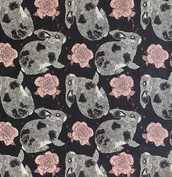 Ткань жаккардовая темно-синяя с серыми зайцами и розами