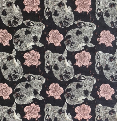 Ткань жаккардовая темно-синяя с серыми зайцами и розами