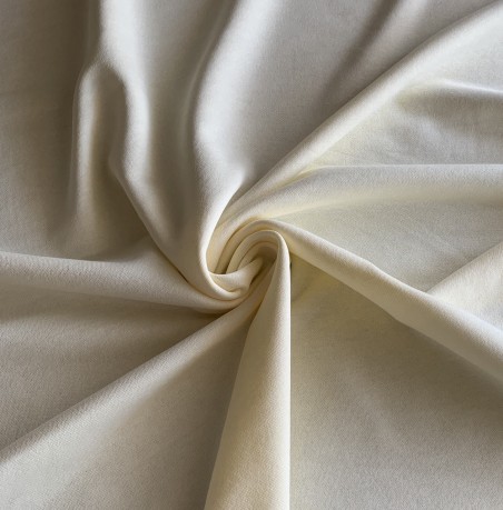 Футер молочный,с желтоватым оттенком шампань и блестящей нитью в тон