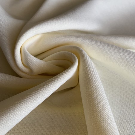 Футер молочный,с желтоватым оттенком шампань и блестящей нитью в тон