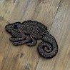 Нашивка игуана,вышивка золотистыми нитями на основе из тонкого чёрного фетра