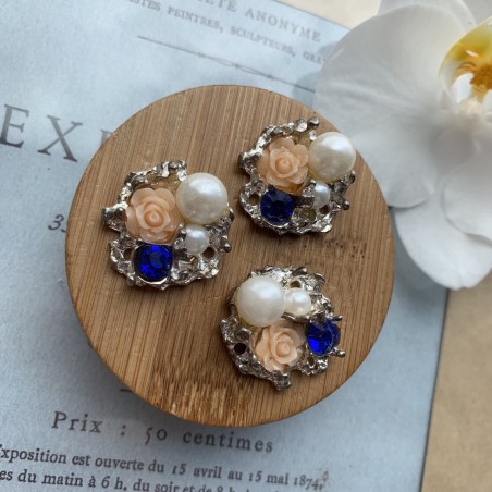 Пришивной элемент декора на металлической основе