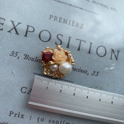 Пришивной элемент декора на металлической основе