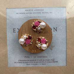 Пришивной элемент декора на металлической основе