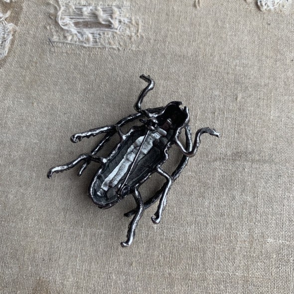 Брошь жук металл с эмалью