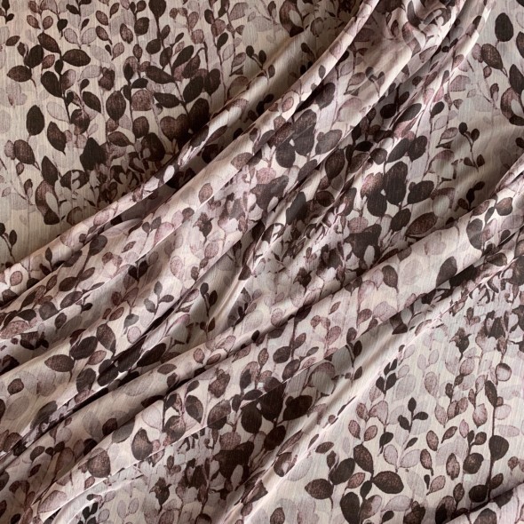 Шифон прозрачный слегка жатый розовый с принтом