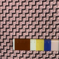 Твид розовый с чёрной трикотажной лентой зги-заг