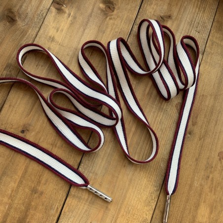Молочные шнурки с бордовой и синей полосками