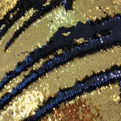 Ткань пайетки на атласе