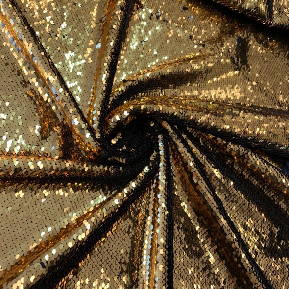 Ткань пайетки на атласе