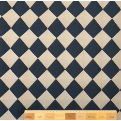 Мягкий жаккард в черно-бежевых тонах,крупные стильные ромбы