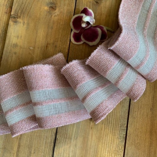 Трикотажные подвязы вискозные, нежно-розового цвета с прозрачной полоской