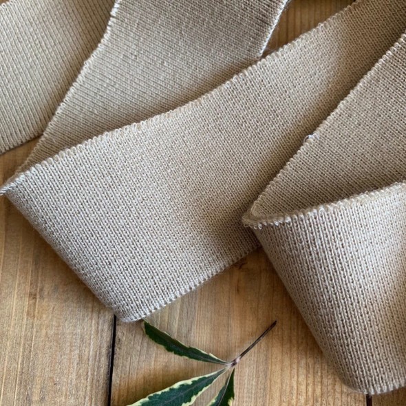 Подвязы трикотажные однотонные бежевые вискозные