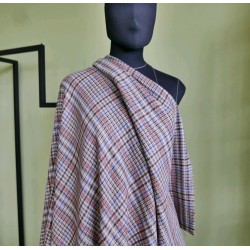 Костюмная ткань в бежевых тонах в клетку