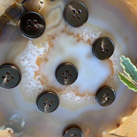 Пуговицы костюмные коричневые 15 мм