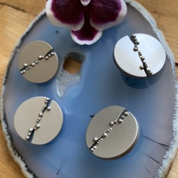 Пуговицы металлические серебристые матовые