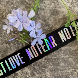 Тесьма репсовая чёрная плотная с переливающимся текстом, ширина 3 см