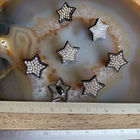 Рубашечные пуговицы звёзды цвета темного серебра со стазами