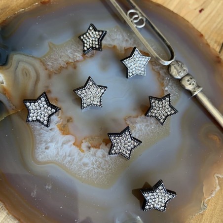 Рубашечные пуговицы звёзды цвета темного серебра со стазами