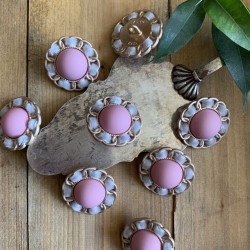 Пуговицы на ножке, лёгкий матовый металл с бархатной лентой