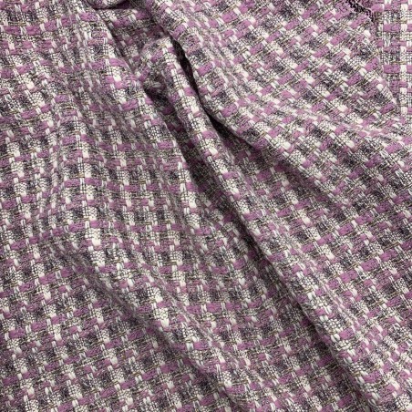 Твид лавандовый, с вплетением молочных и чёрных нитей