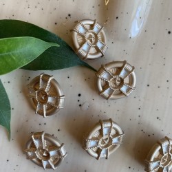 Пуговицы из лёгкого металла золотистые 20 мм