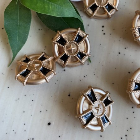 Пуговицы из лёгкого металла золотистые матовые 23 мм