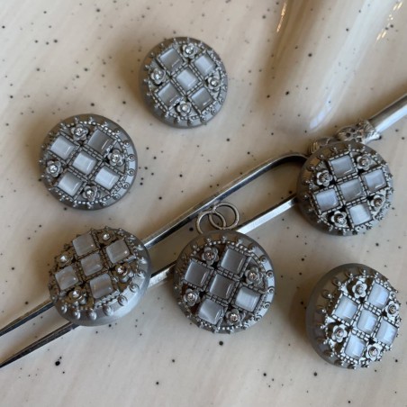 Пуговицы из лёгкого металла цвета матового серебра с перламутровыми вставками,  25 мм