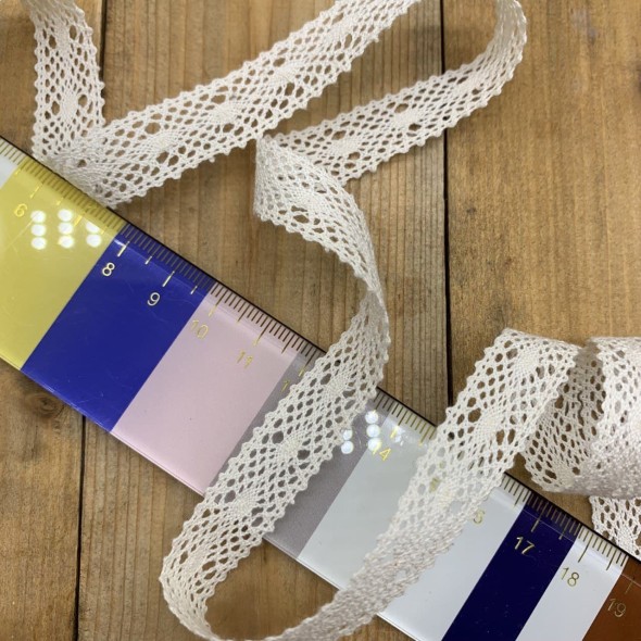 Кружево хлопковое ажурное молочное 15 мм
