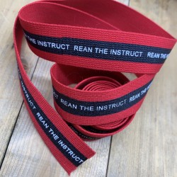 Тесьма репсовая плотная с контрастным принтом 2.5 см