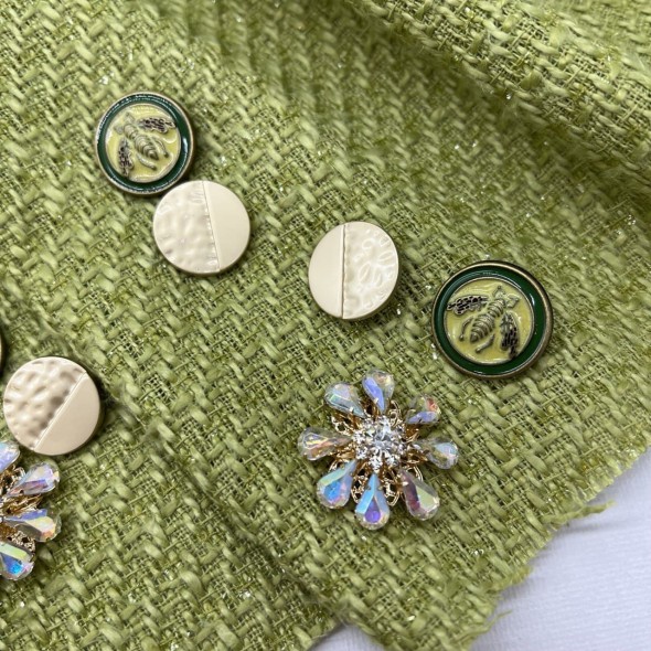 Твид однотонный классический лаймовый с блестящей нитью в тон