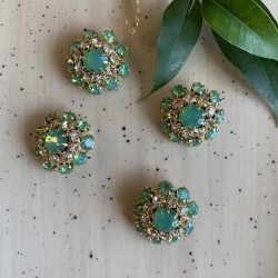 Пуговицы с матовыми стразами мятного цвета в оправе из золотистого металла, 22 мм