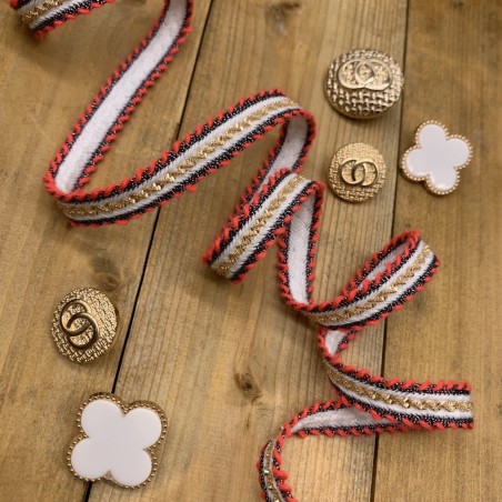 Тесьма декоративная текстильная с тонкой золотистой цепочкой