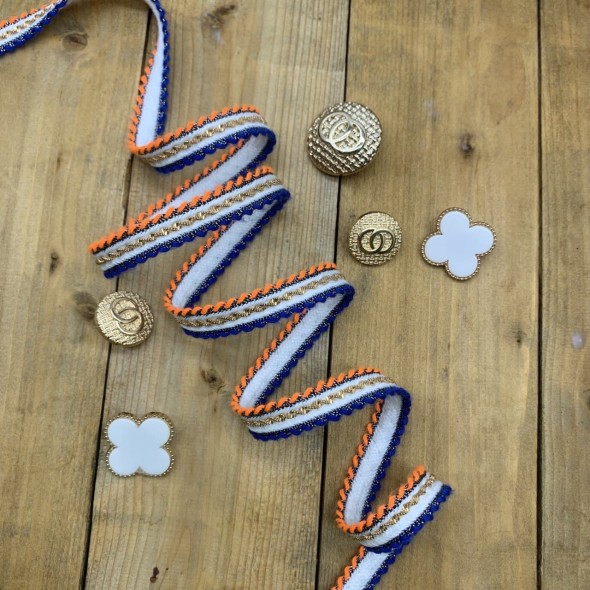 Тесьма декоративная текстильная с тонкой золотистой цепочкой