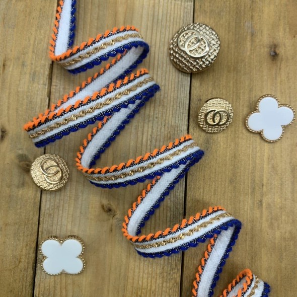 Тесьма декоративная текстильная с тонкой золотистой цепочкой