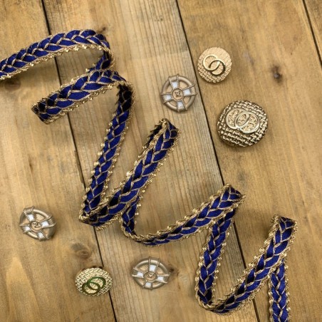 Тесьма косичка яркая синяя с золотистой витой цепочкой по краям