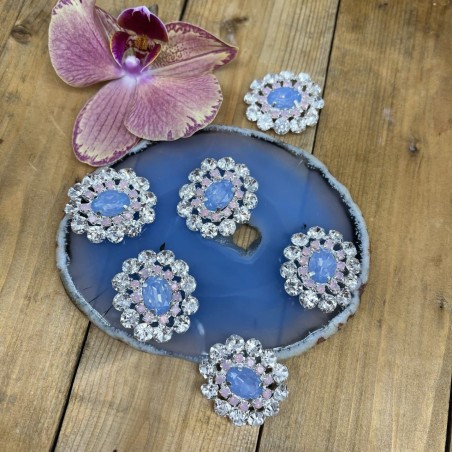 Овальные пуговицы со стразами ярко-голубого цвета