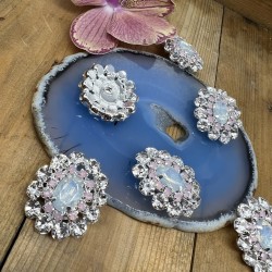 Овальные пуговицы со стразами бледно- голубого цвета