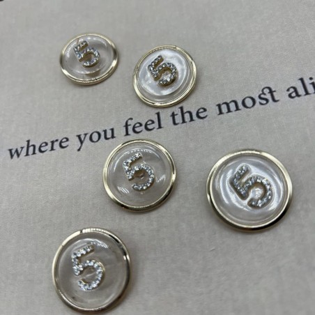 Прозрачные пуговицы с золотистой окантовкой и цифрой 5 со стразами, 30 мм