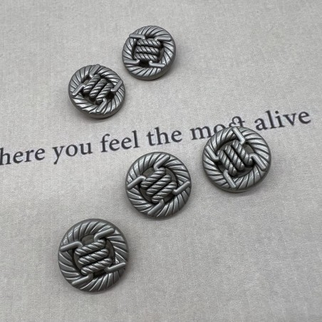 Пуговицы объемные с рифленой поверхностью, матовые серебряные на ножке, 25 мм