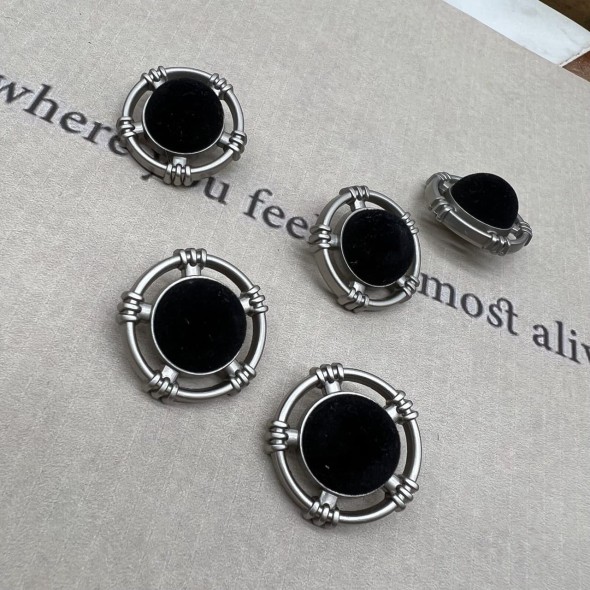 Пуговицы на ножке металл матовое серебро с бархатистой полусферой, 25 мм