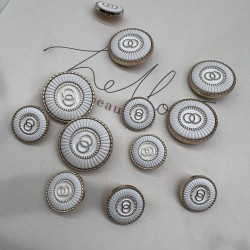 Пуговицы металлические золотистые с белой эмалью, 18 мм