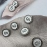Пуговицы металлические серебристые с белой эмалью и цифрой 5, диаметр 18 мм
