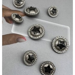 Пуговицы металлические серебристые со звездой и мелкими стразами, 23 мм