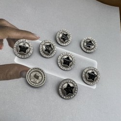 Пуговицы металлические серебристые со звездой и мелкими стразами, 18 мм