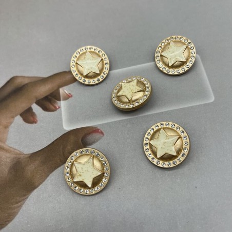 Пуговицы металлические золотистые матовые со звездой и мелкими стразами, 23 мм
