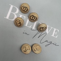 Пуговицы золотистые метал на ножке, с рифленой поверхностью,18 мм